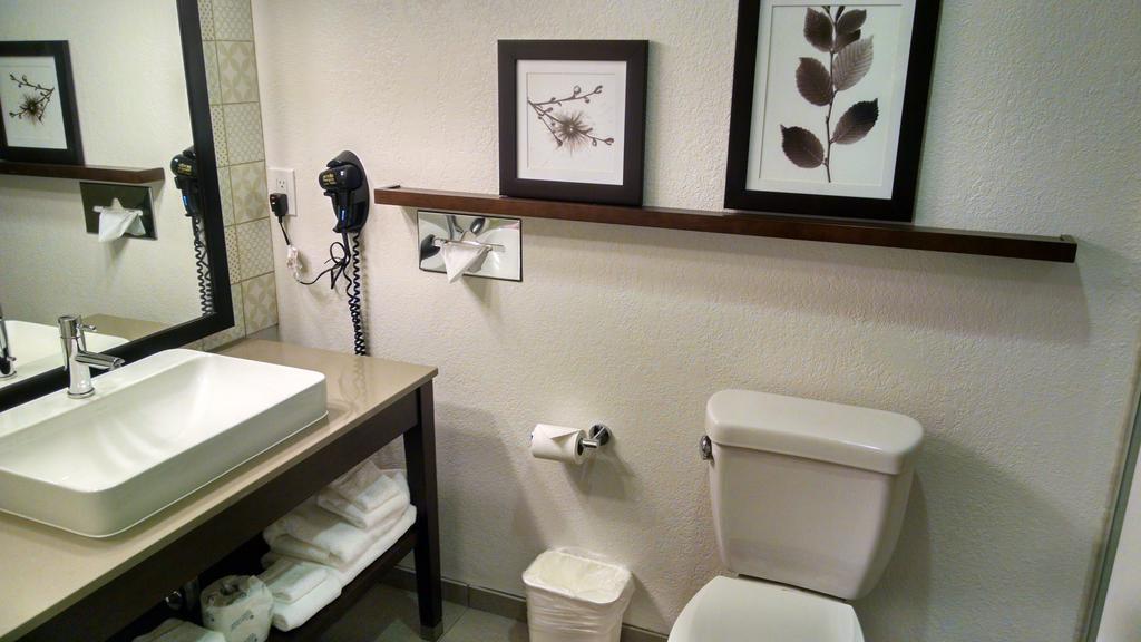 Country Inn & Suites By Radisson, Chippewa Falls, Wi Værelse billede