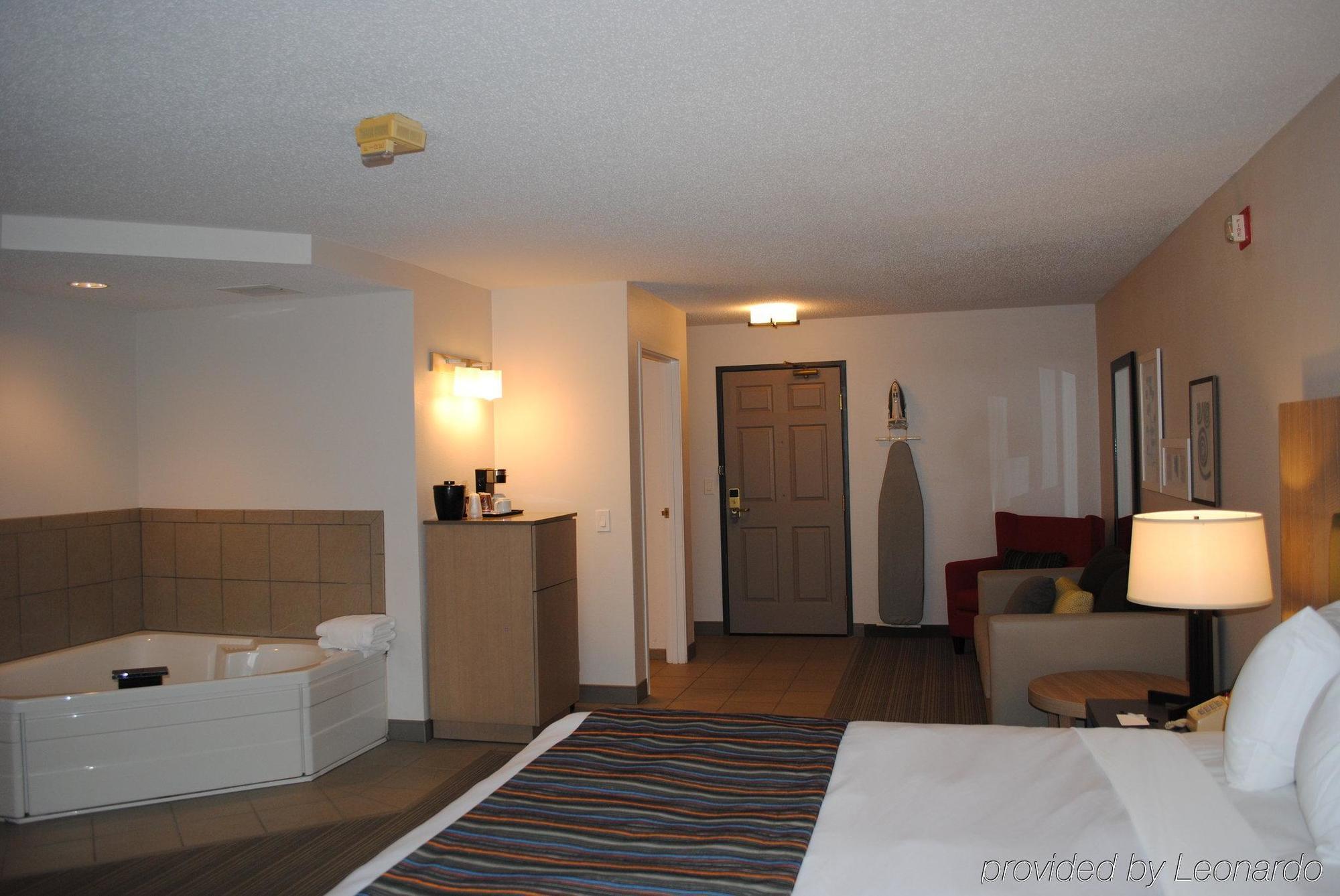 Country Inn & Suites By Radisson, Chippewa Falls, Wi Eksteriør billede