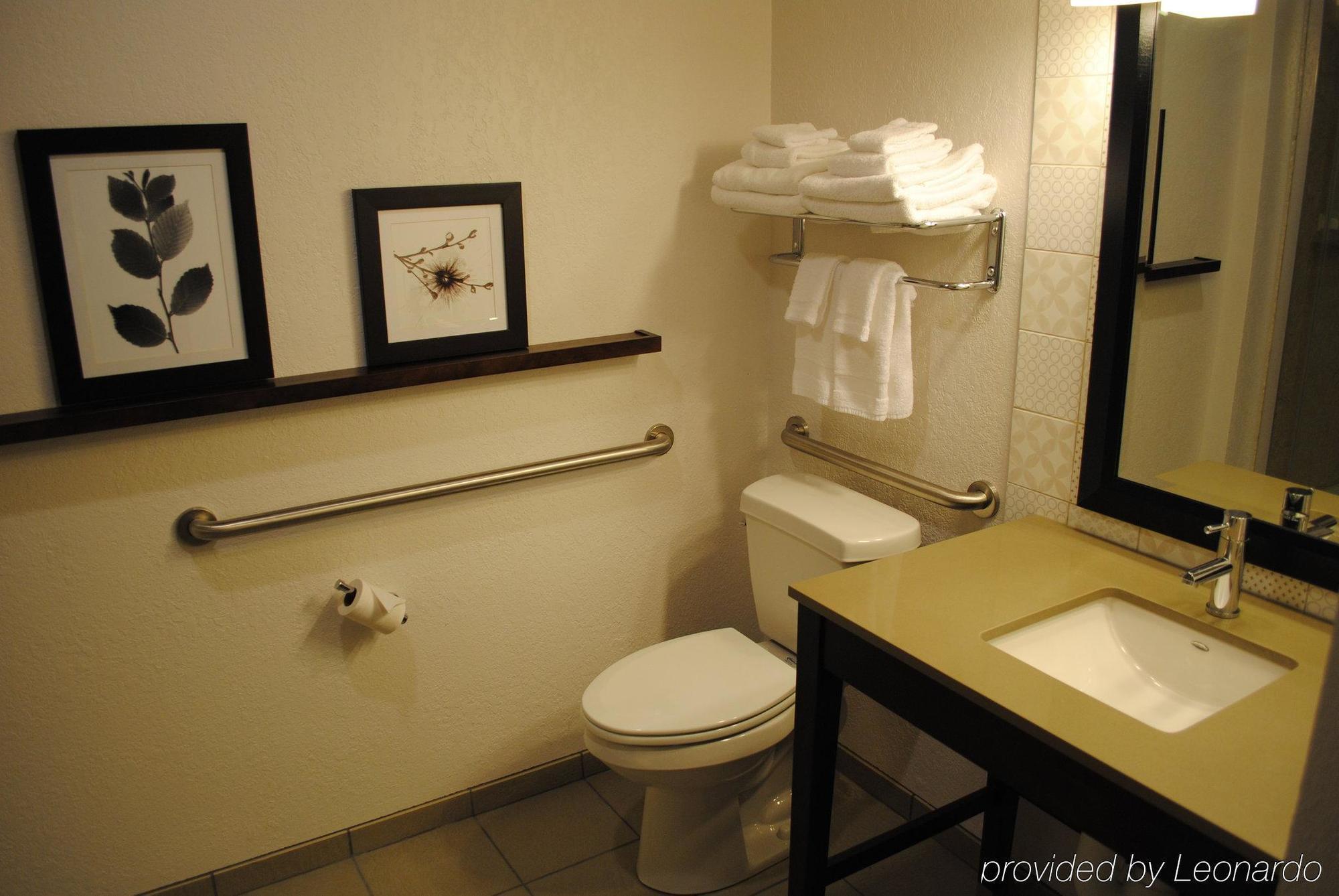 Country Inn & Suites By Radisson, Chippewa Falls, Wi Eksteriør billede